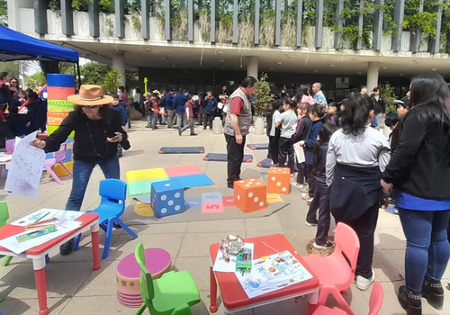 Afiche del evento "Día del bibliomóvil en Cauquenes"