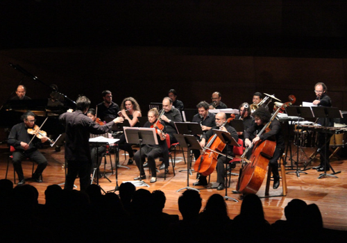 Afiche del evento "Festival de Música Contemporánea UC: Guitarras y Ensamble Contemporáneo"